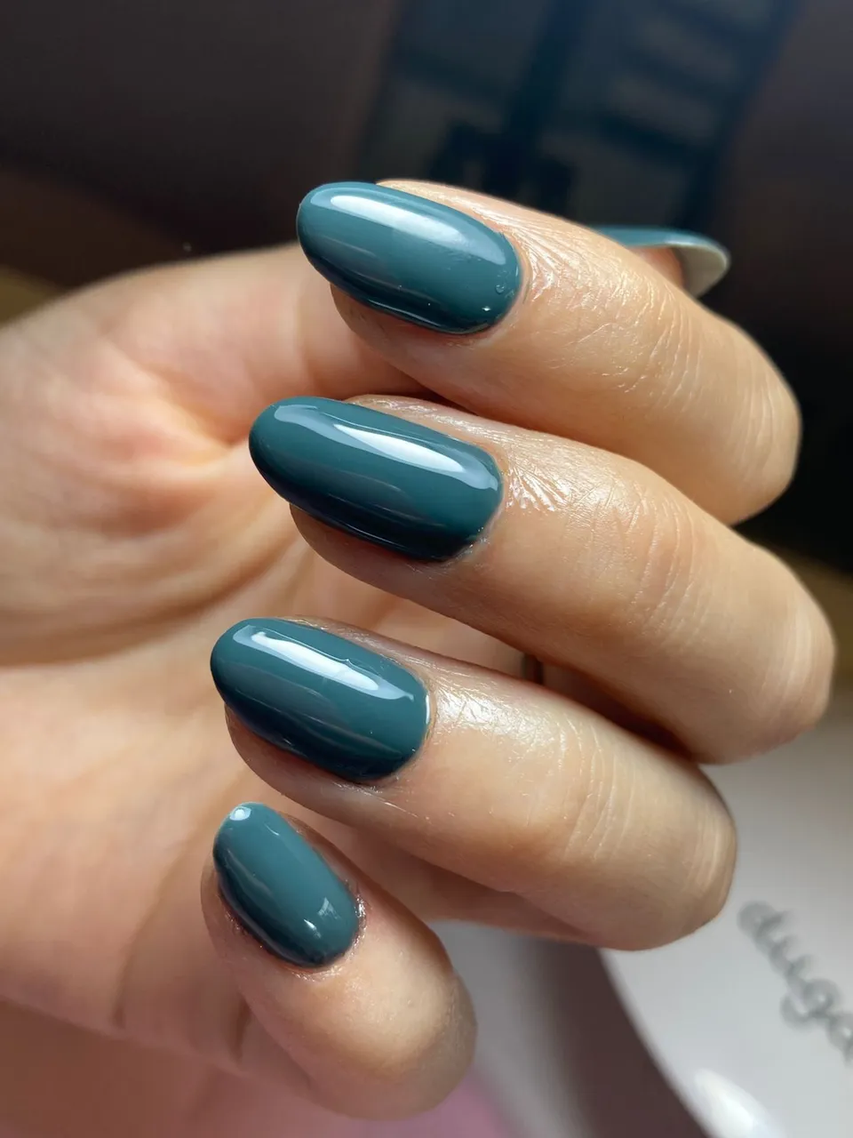 Trabajo de Mona - Manicurista 