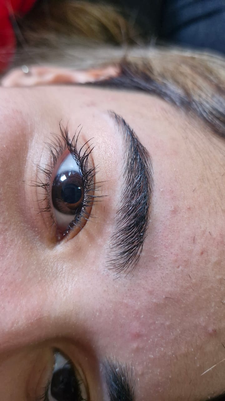 Perfilado de cejas