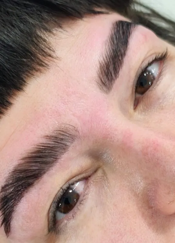 Laminado de cejas